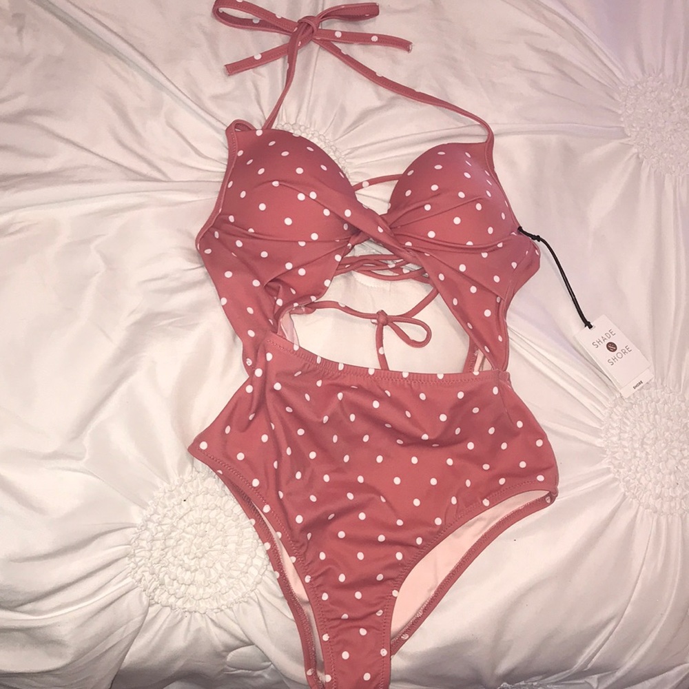 NWT Shade & Shore Mauve Polka Dot Swimsuit wcutout